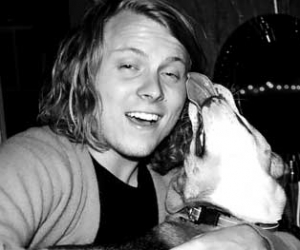 TY Segall announces details of "Sleeper", to be released August 20 via Drag City. North American and European tour dates announced