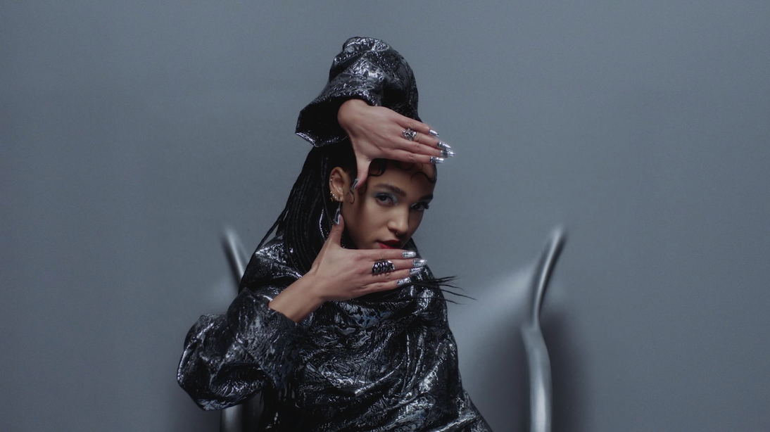 FKA twigs premieres her new song and video "Glass & Patron"