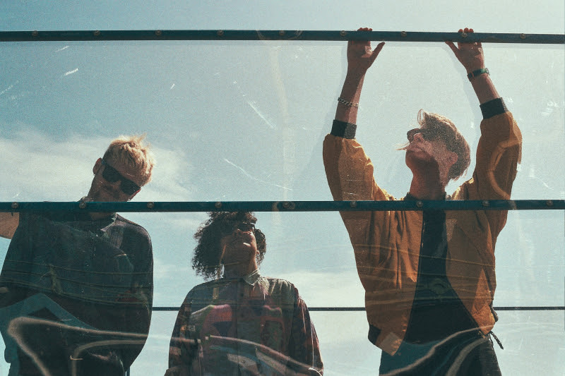 Shopping Share New Song "Straight Lines" & Extend North American Tour with Ought, Shannon and The Clams,