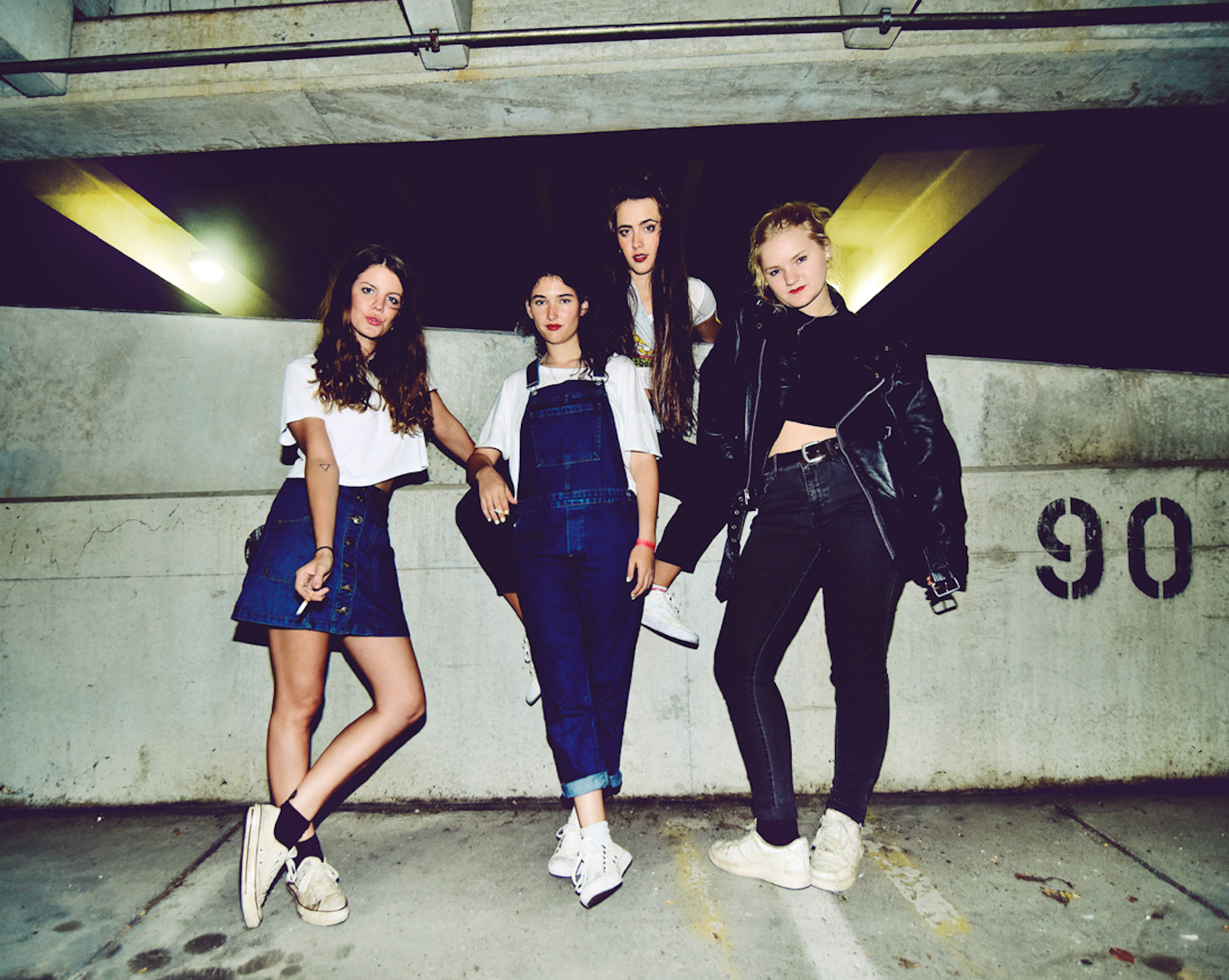 HINDS unveil video for "Garden", announce new European Tour Dates, starting October 31st in Paris.