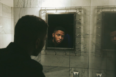 Today, singer/songwriter Gallant releases the music video for “Weight in Gold.”