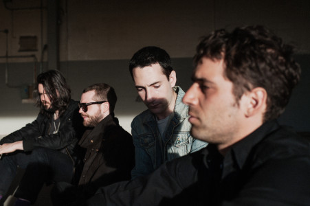 Suuns release new video and remix for their single "Paralyzer"