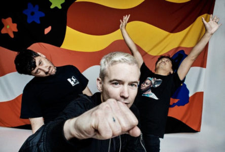 The Avalanches unveil new song "Colours" featuring Mercury Rev's Jonathan Donahue.