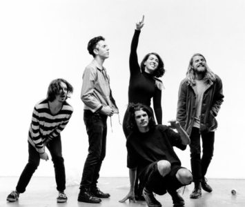 Grouplove share new single "Traumatized"