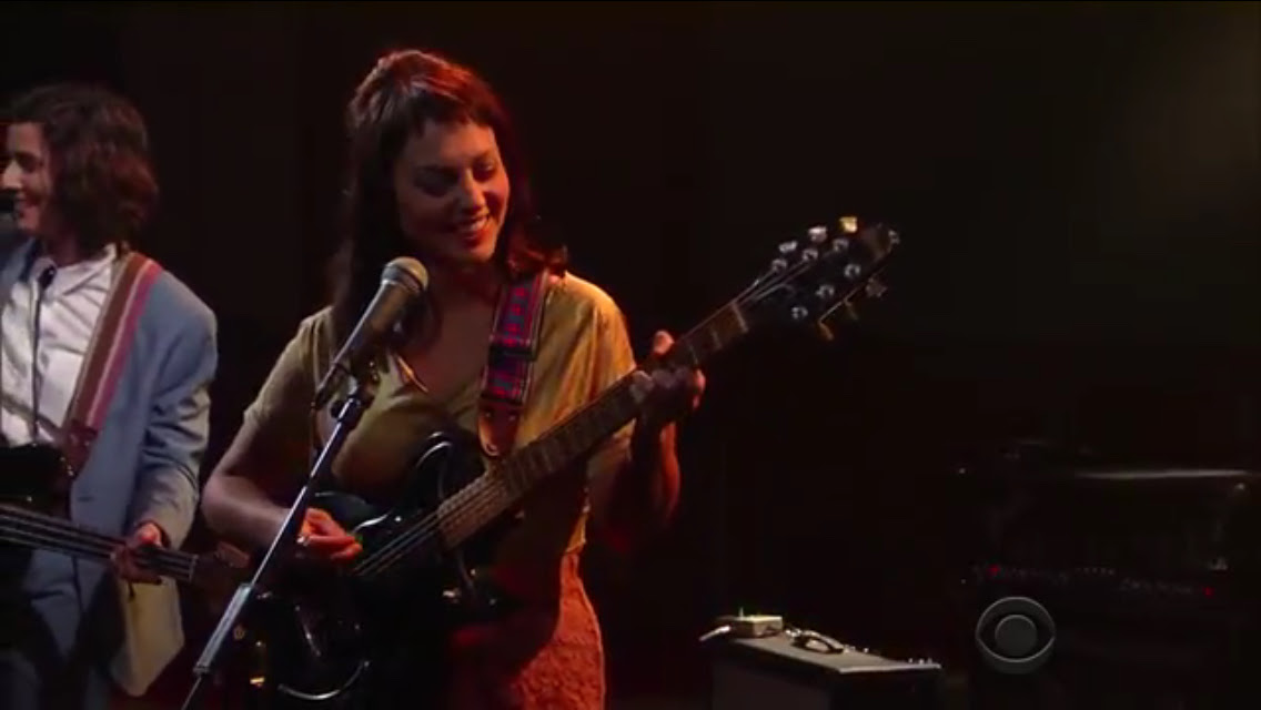 Watch Angel Olsen perform "Shut Up Kiss Me" on 'The Late Show,' new album "My Woman" out 9/2
