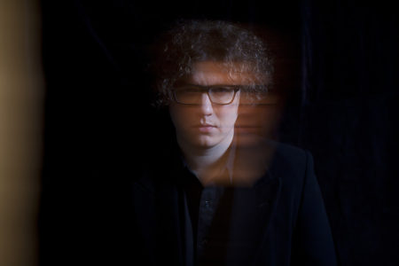 Our interview with UK singer/songwriter Kevin Pearce.