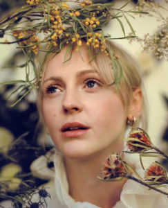 Laura Marling releases new song "Wild Fire"