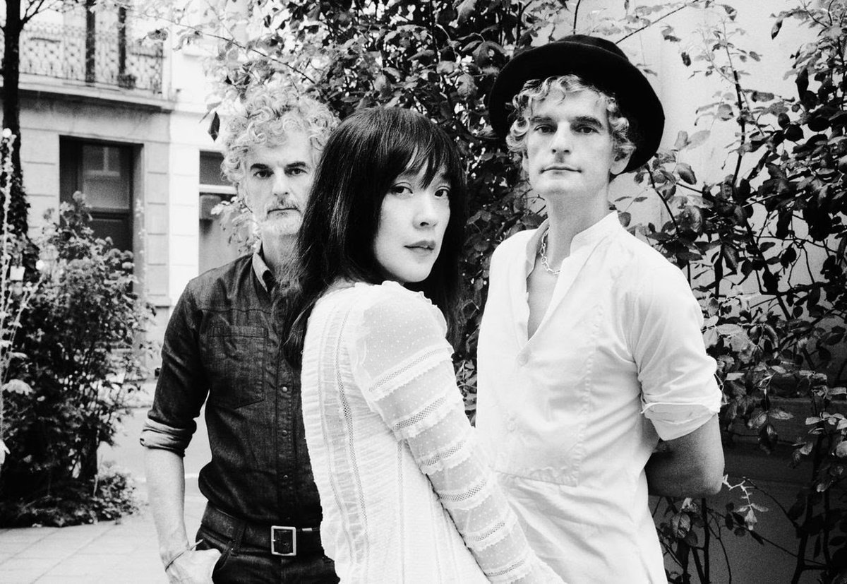 Blonde Redhead releases new "3 O'Clock" EP
