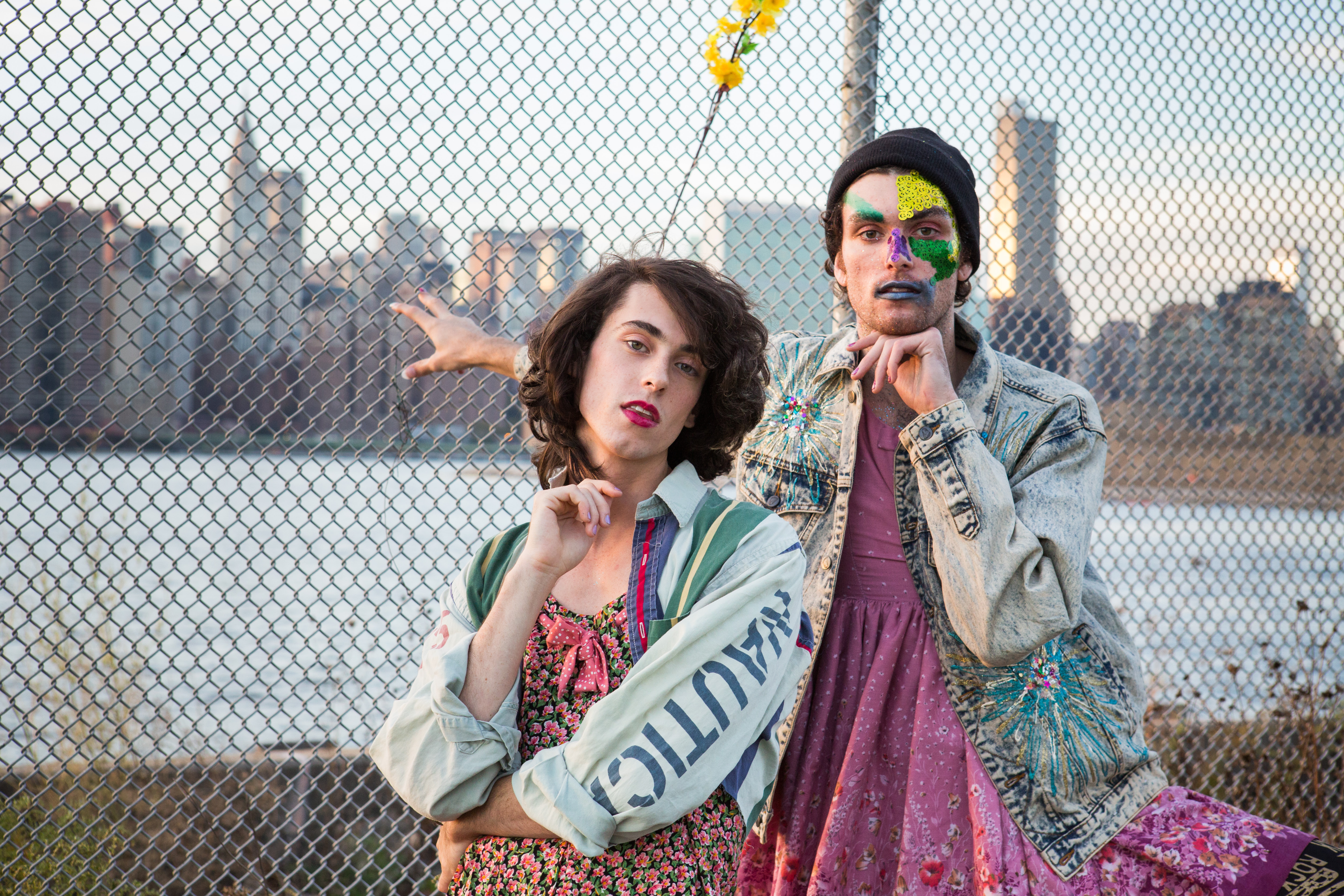 PWR BTTM share new track "Answer My Text"