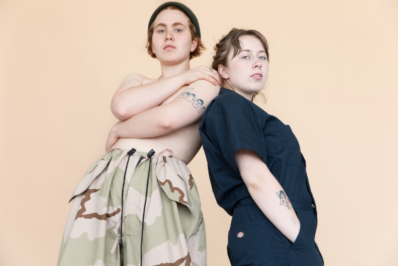 Girlpool has debuted their new video to "Powerplant."
