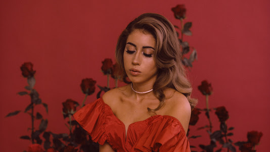 Kali Uchis has debuted her new single today, “Nuestro Planeta,