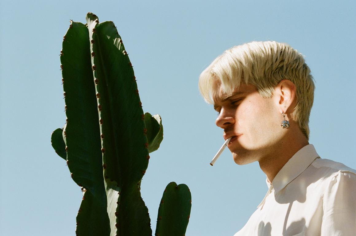 Porches returns with new single and video for "Country"