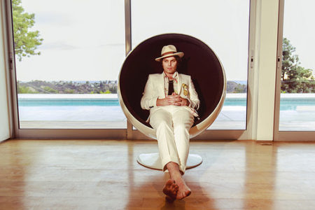 Gaz Coombes releases new video for "Deep Pockets"
