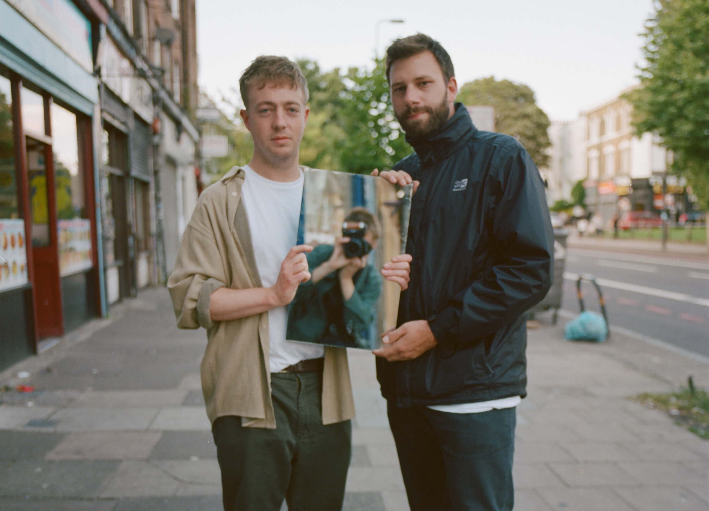 Mount Kimbie debuts new track featuring King Krule