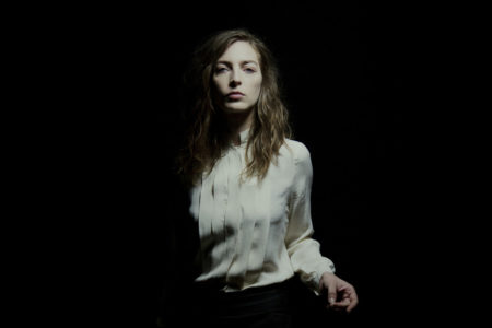 French artist Fishbach debuts video for “Eternité”