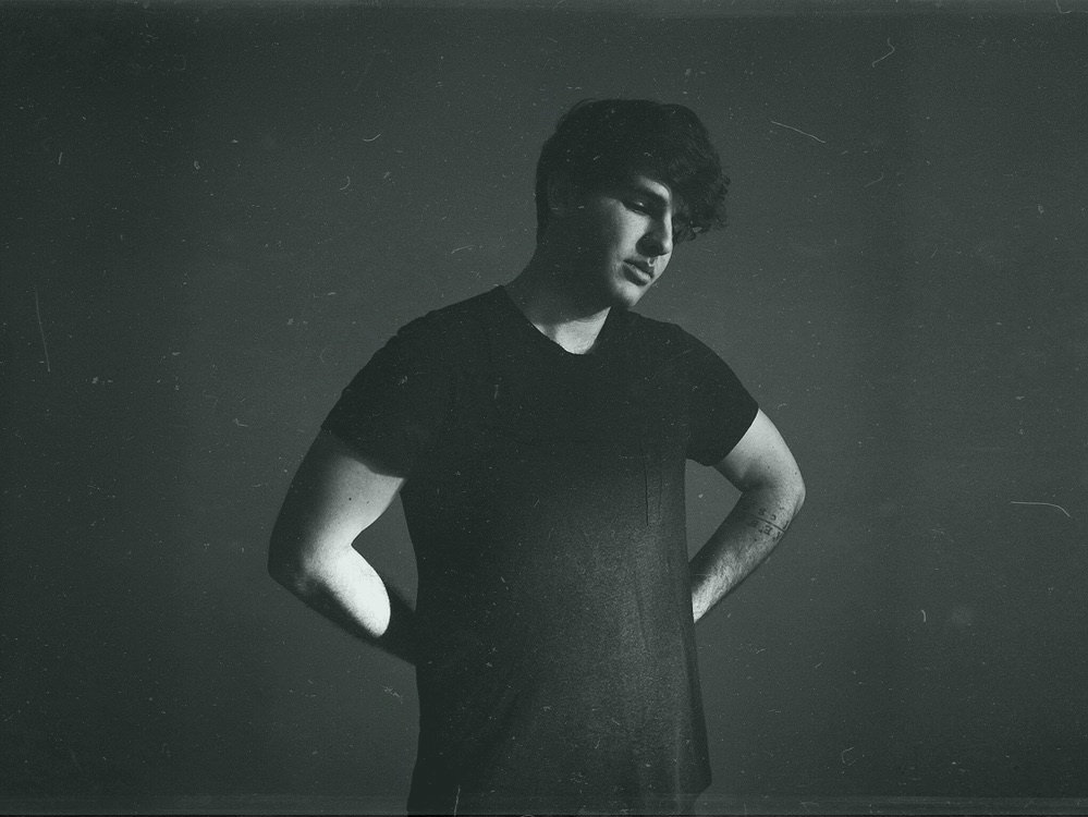 Ben Talmi debuts new single "Lift Your Head"