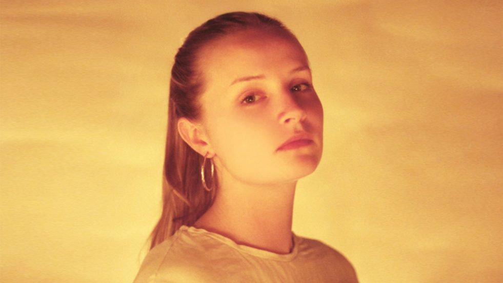 Charlotte Day Wilson has shared a cover of Dolly Parton's "Here You Come Again" for Spotify Singles