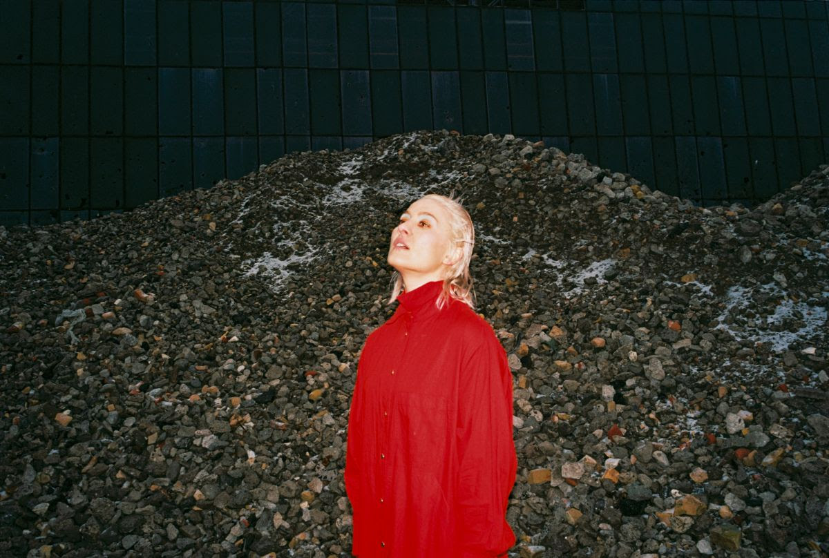 Cate Le Bon has announced her new album 'Reward,' will be released on May 24th