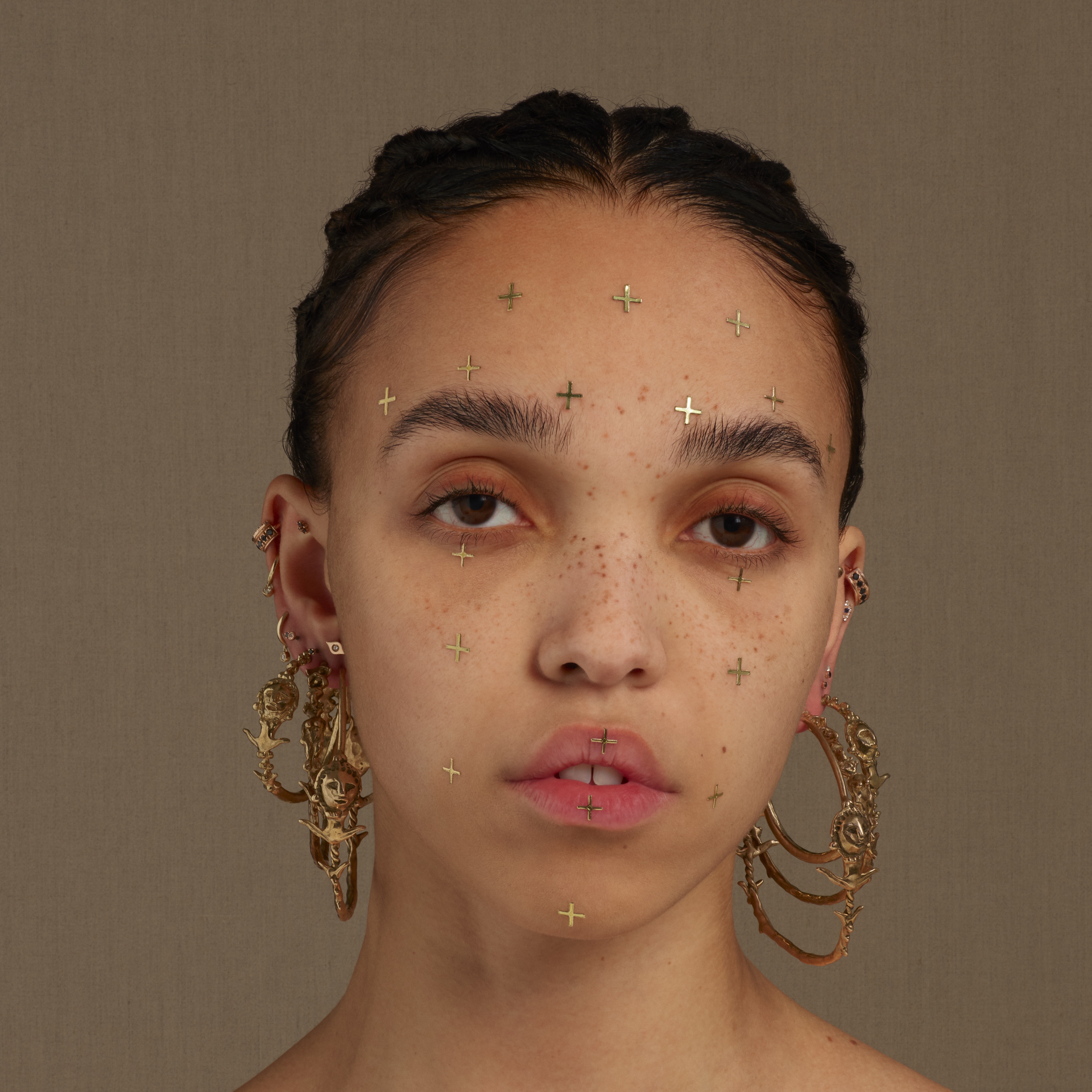 FKA twigs returns today with "Cellophane"