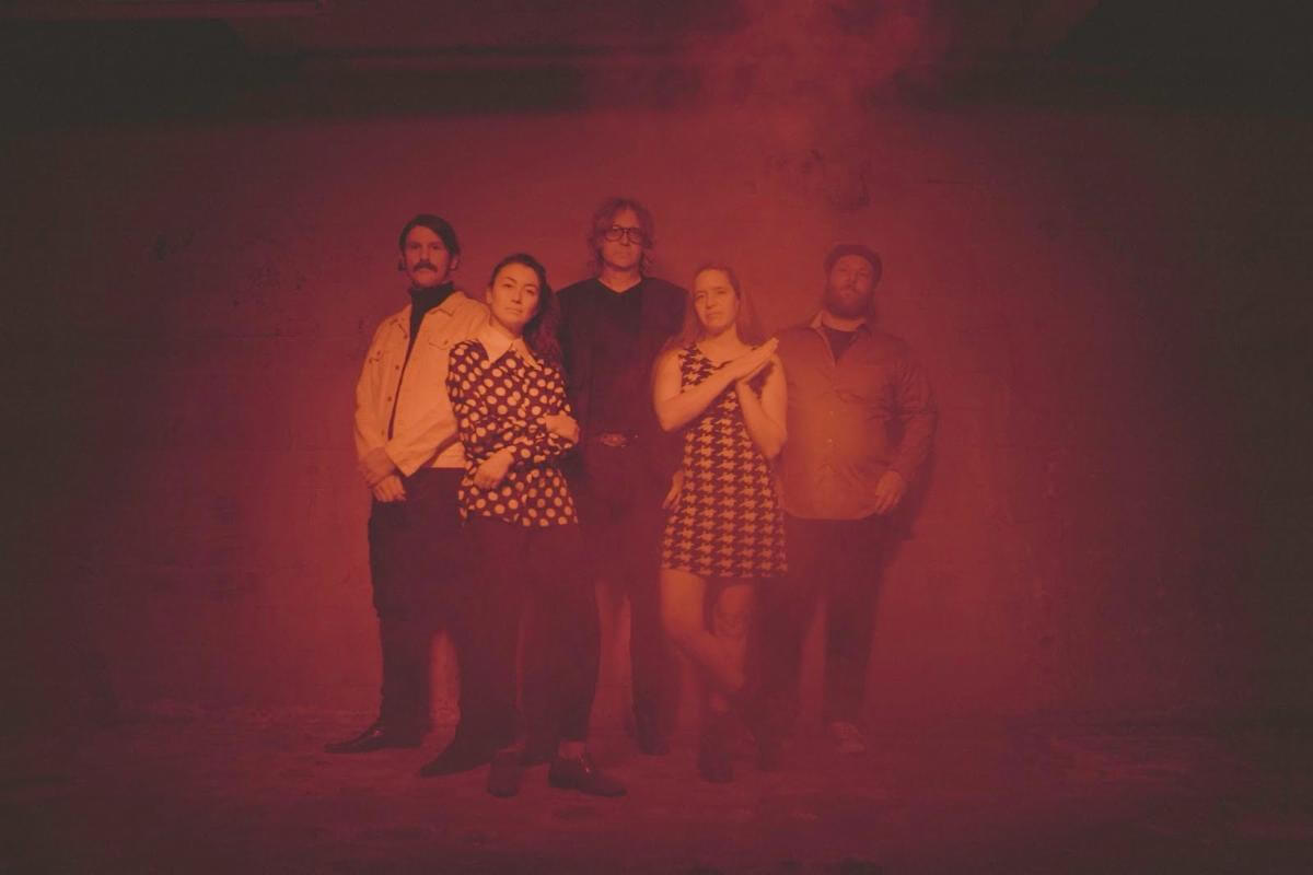 “Raindrops” by The Besnard Lakes is Northern Transmissions Song of the Day. The track is now available via Flemish Eye/FatCat Records