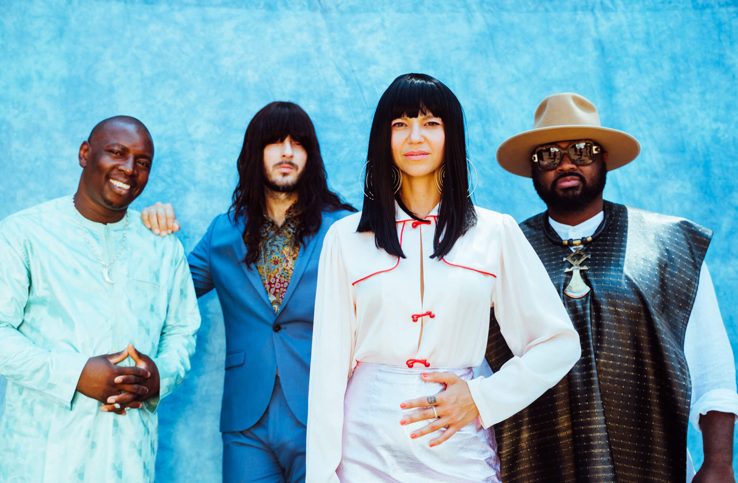 Khruangbin Announce 2022 Tour Dates In Chicago, Philadelphia