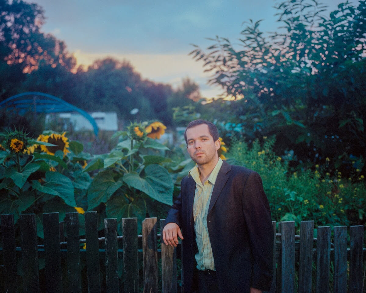 the Golden Dregs AKA: Benjamin Woods, has single a new track off his forthcoming album, On Grace & Dignity, available February 10th via 4AD the Golden Dregs AKA: Benjamin Woods, has single a new track off his forthcoming album, On Grace & Dignity, available February 10th via 4AD