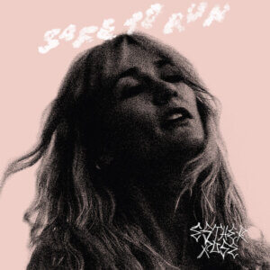 Safe To Run by Esther Rose album review by Greg Walker for Northern Transmissions