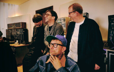 Blur have Announced New Album The Ballad Of Darren. Along with the news, the legendary UK band have shared the single "The Narcissist"