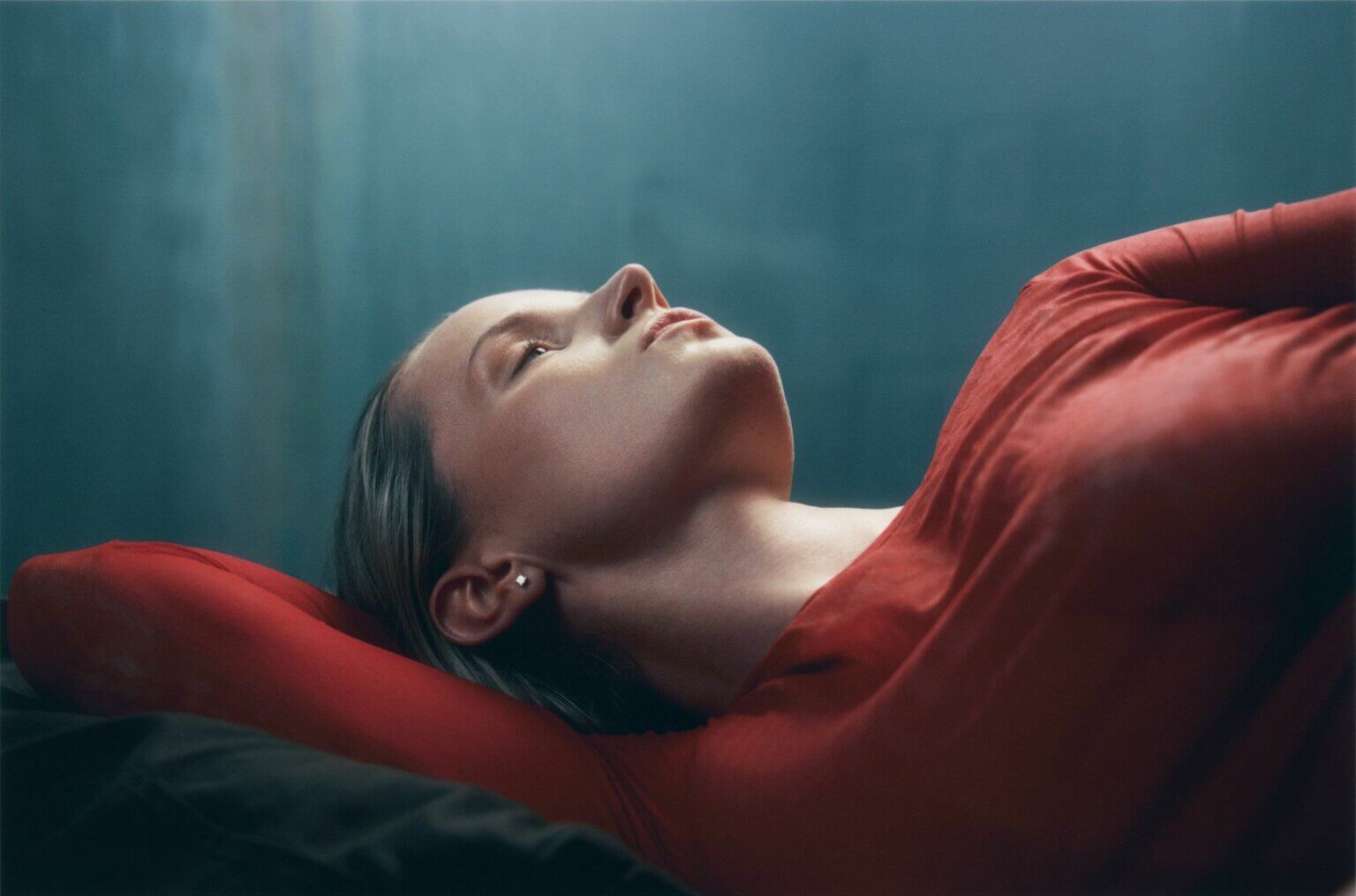 Singer/songwriter, multi-instrumentalist and producer Charlotte Day Wilson has returned with her new single “Forever”, featuring Snoh Aalegra