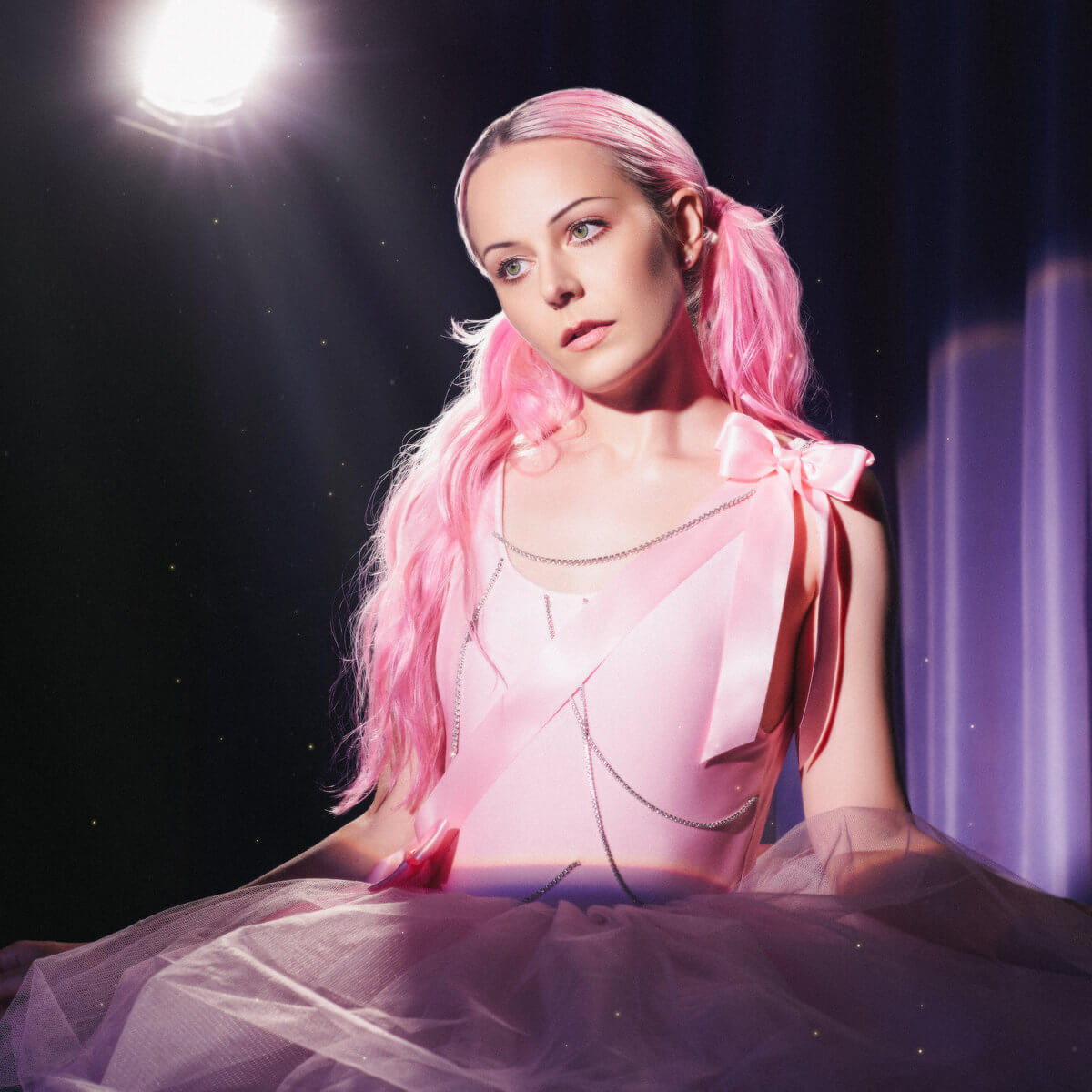 "Perfect Picture" - Hannah Diamond Album Review by Sam Franzini for Northern Transmissions