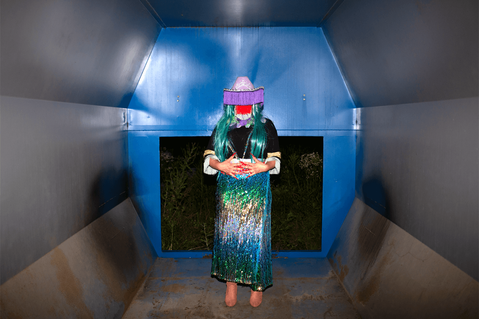 Bile Sister Debut Video For "Can't Backstab Me Baby." The track is off her new album, Living on the Edge, now available via We Are Time Bile Sister Debut Video For "Can't Backstab Me Baby." The track is off her new album, Living on the Edge, now available via We Are Time