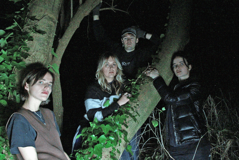 Goat Girl debut new single "Gossip." The UK band's stand-alone single is out today via Rough Trade Records and DSPs