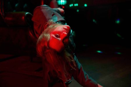 “Walk Away”by Anika is Northern Transmissions Song of the Day, the track is off her album Abyss, available April 4th via Sacred Bones