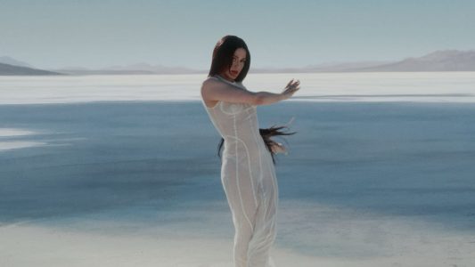 Arca releases new double-sided single "Puta / Sola" with accompanying music videos, staring the acrtess, herself. Available today via 4AD
