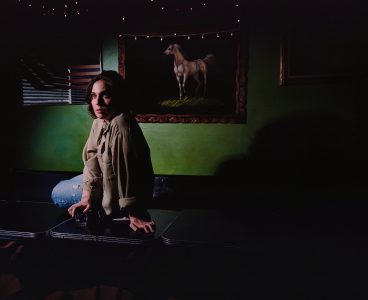 U.S Girls debuts new single "No Fruit." The track is off the project of Meg Remy's forthcoming album Scratch It, out June 20 via 4AD