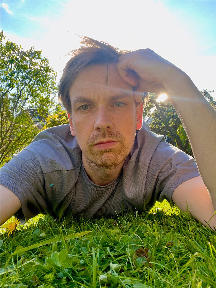 "Small Lives" by Håvard Volden is Northern Transmissions Song of the Day. The song is the title-track off the Norwegian's forthcoming album "Small Lives" by Håvard Volden is Northern Transmissions Song of the Day. The song is the title-track off the Norwegian's forthcoming album