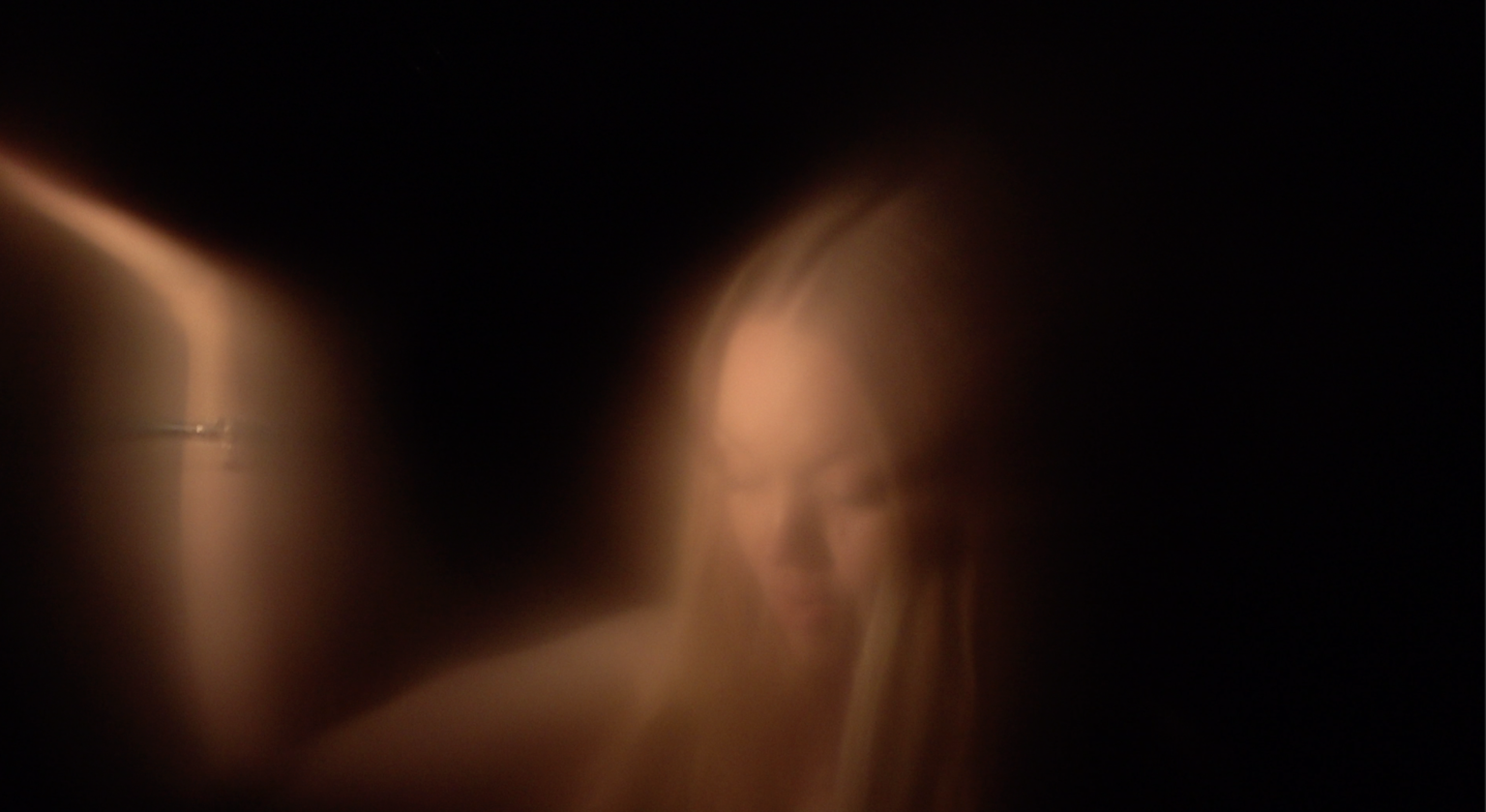 Vilde Tuv Shares debuts video for "Solace In the Sun." The song is out today on Posey Records, Tuv has collaborated with Smerz and Jenny Hval Vilde Tuv Shares debuts video for "Solace In the Sun." The song is out today on Posey Records, Tuv has collaborated with Smerz and Jenny Hval