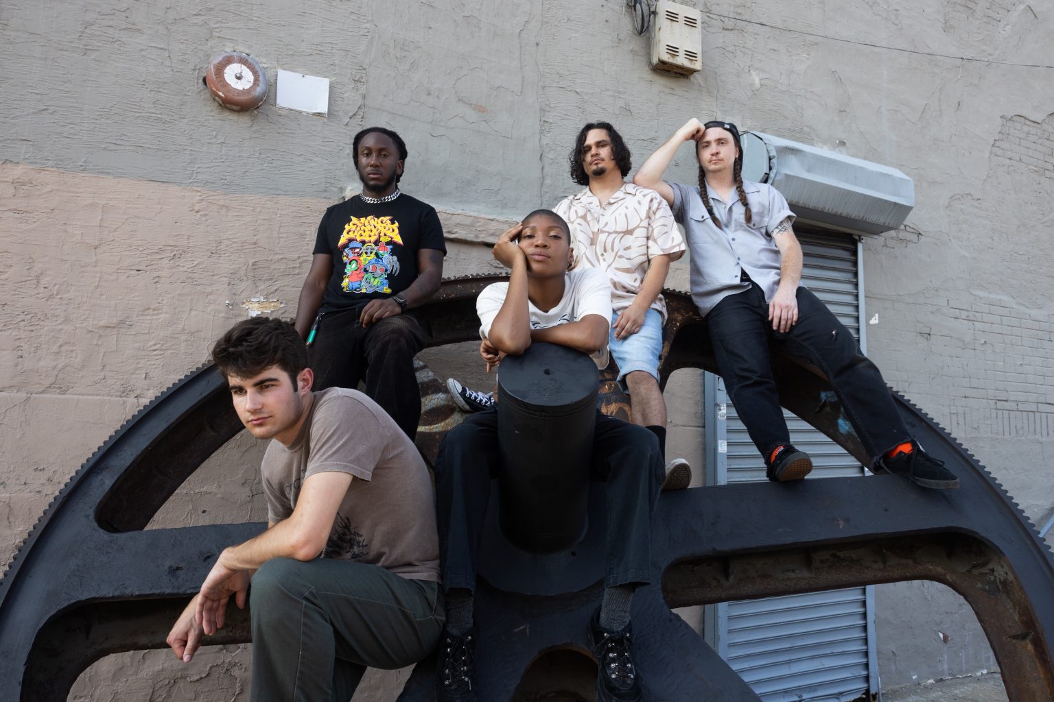 Domino Records has signed Upchuck, To celebrate, the the Atlanta band has released new single “Plastic,” produced and mixed by Ty Segall Domino Records has signed Upchuck, To celebrate, the the Atlanta band has released new single “Plastic,” produced and mixed by Ty Segall