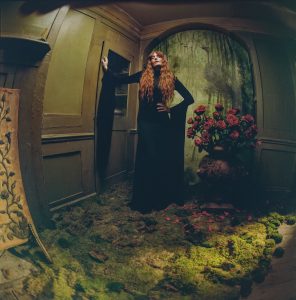Florence Welch AKA: Florence + the Machine announces new album Everybody Scream, listen to new single "Everybody Scream"