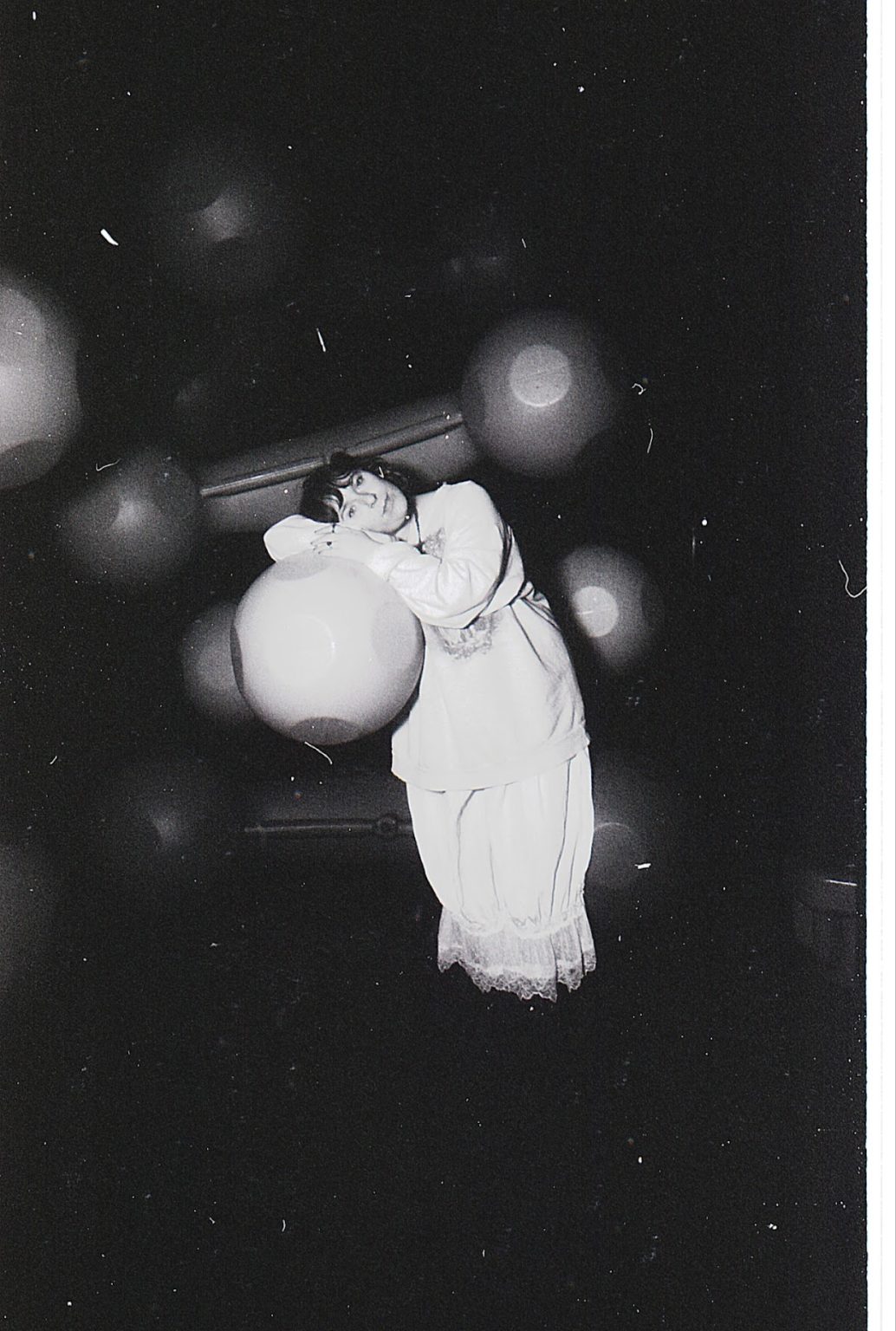 fanclubwallet have announced their LP Living While Dying will arrive on October 24 via Lauren Records, listen to new single "New Distraction" fanclubwallet have announced their LP Living While Dying will arrive on October 24 via Lauren Records, listen to new single "New Distraction"