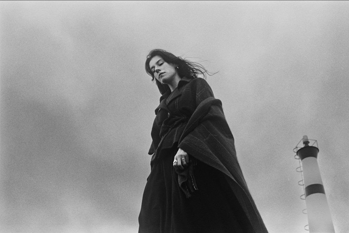 Rachel Bobbitt releases new single "Hush." The track is off the Canadian artist's forthcoming album Swimming Towards The Sand Rachel Bobbitt releases new single "Hush." The track is off the Canadian artist's forthcoming album Swimming Towards The Sand