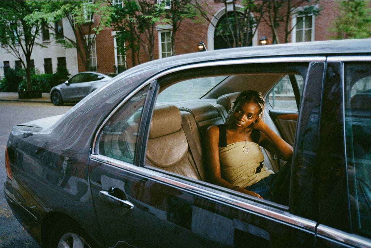 Hannah Jadagu releases new visualizer for "Normal Today". The track is off her album Describe, available October 24th via Sub Pop Records