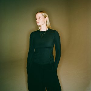 Charlotte Day Wilson releases new single "Selfish"