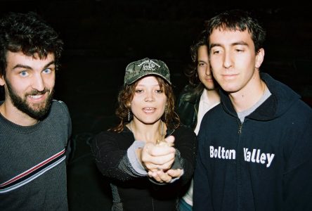 Robber Robber sign to Fire Talk Records, along with the news, the band have shared a new single/video "Talkback"