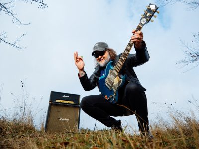 King Tuff, announces his new album MOO, will drop on March 27 via MUP Records via Thirty Tigers. Listen to new single "Twisted On A Train"