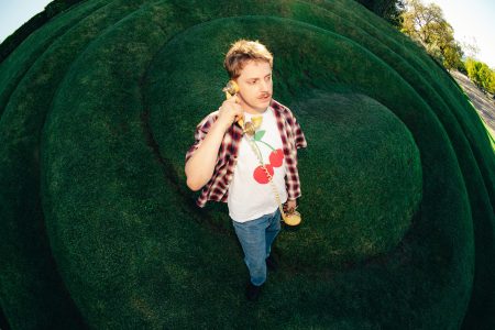 Yot Club, the project of Ryan Kaiser, will release his new album Simpleton, on April 17 via Amuse. Listen to new single "Projecting"