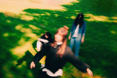Bedelia have debuted their “Tightrope.” The project formed by drum and bass player Miles Morris, Marisa Shirar, guitarist Dakota Floeter