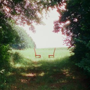 Singin’ to an Empty Chair by Ratboys album review by David Saxum for Northern Transmissions. The LP drops on February 6th via New west Records