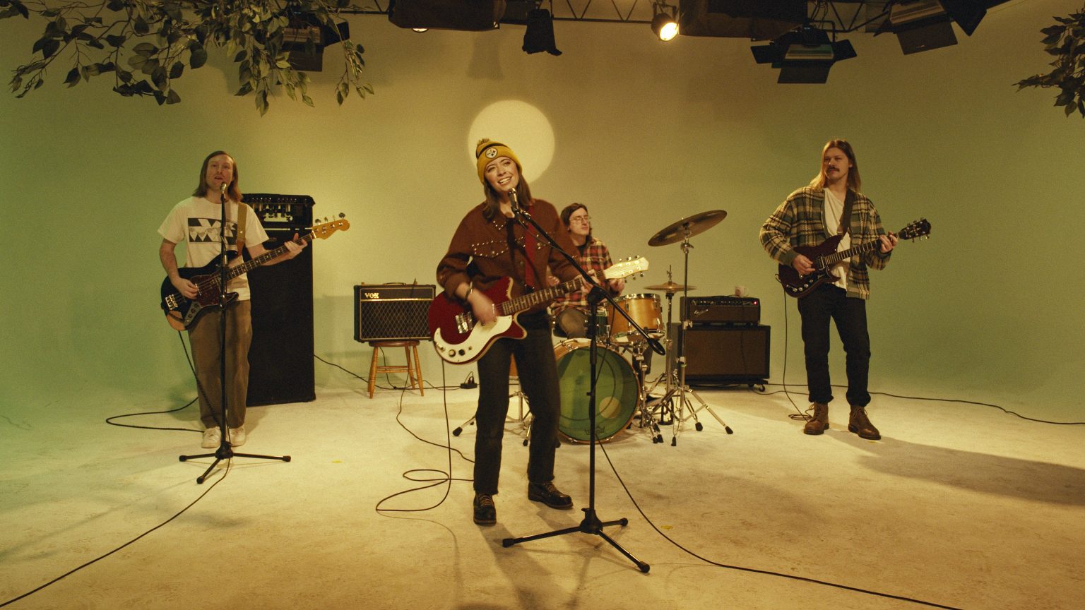 Ratboys have released “Penny in the Lake,” a track off their forthcoming Singin’ to an Empty Chair, out February 6th via New West Records Ratboys have released “Penny in the Lake,” a track off their forthcoming Singin’ to an Empty Chair, out February 6th via New West Records