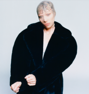Lykke Li "Knife in the Heart"